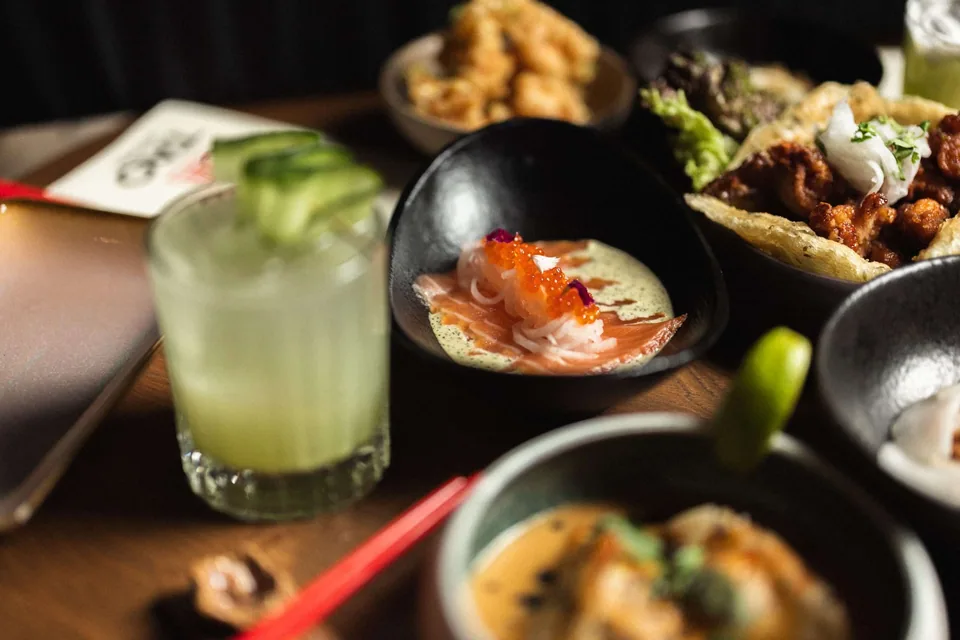 Asiatiska rätter och dryck på TAO Kitchen